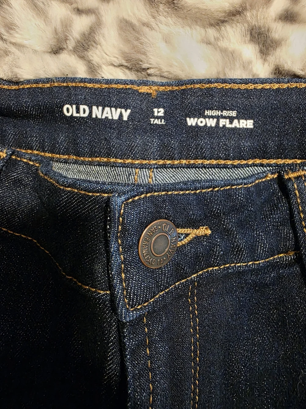 Old Navy Dark Wash Bootcut Jeans - Dark Blue - Picture 5 of 5